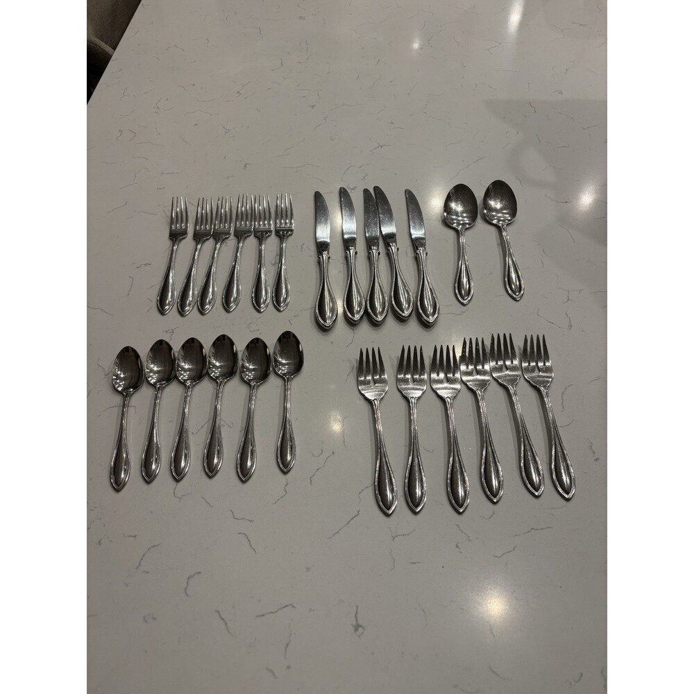 Oneida American Harmony Arbor Stainless Flatware Set For 5 USA - READ